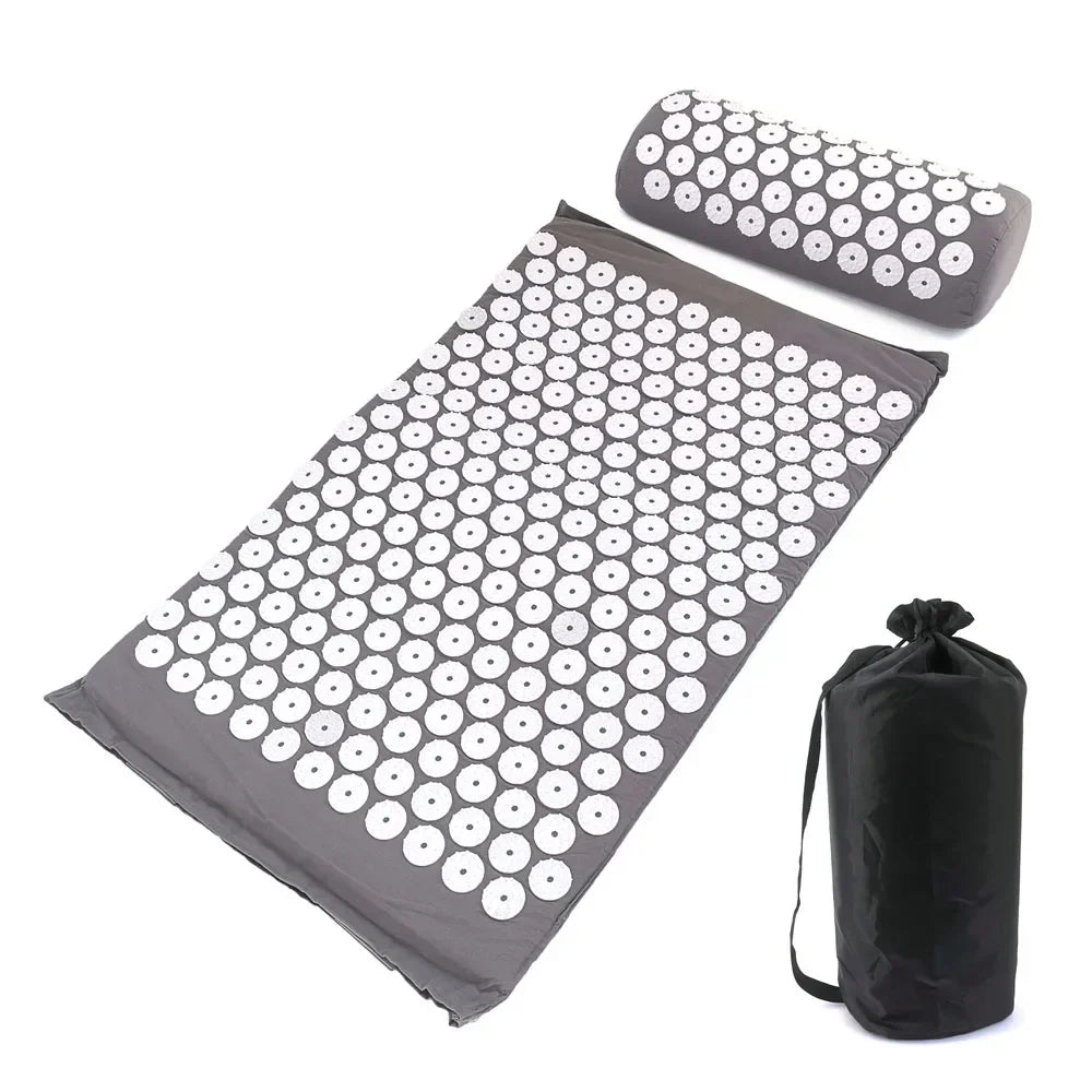 Esterilla de acupresión gris con almohada y bolso
